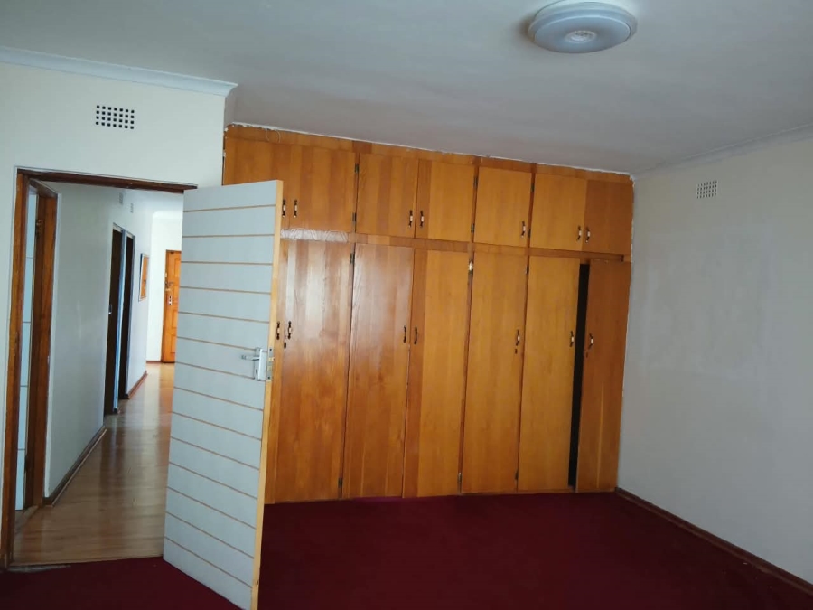 To Let 4 Bedroom Property for Rent in Sidwadwa Eastern Cape